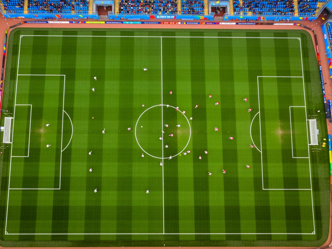 爱游戏体育入口-南特前场多人跑动牵制防守重心，南特足球俱乐部